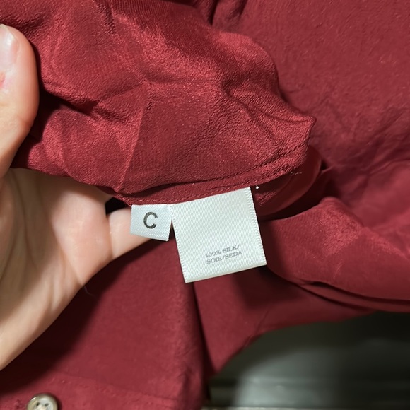 Ann Taylor 100% Silk Maroon Button Down - Picture 6 of 7